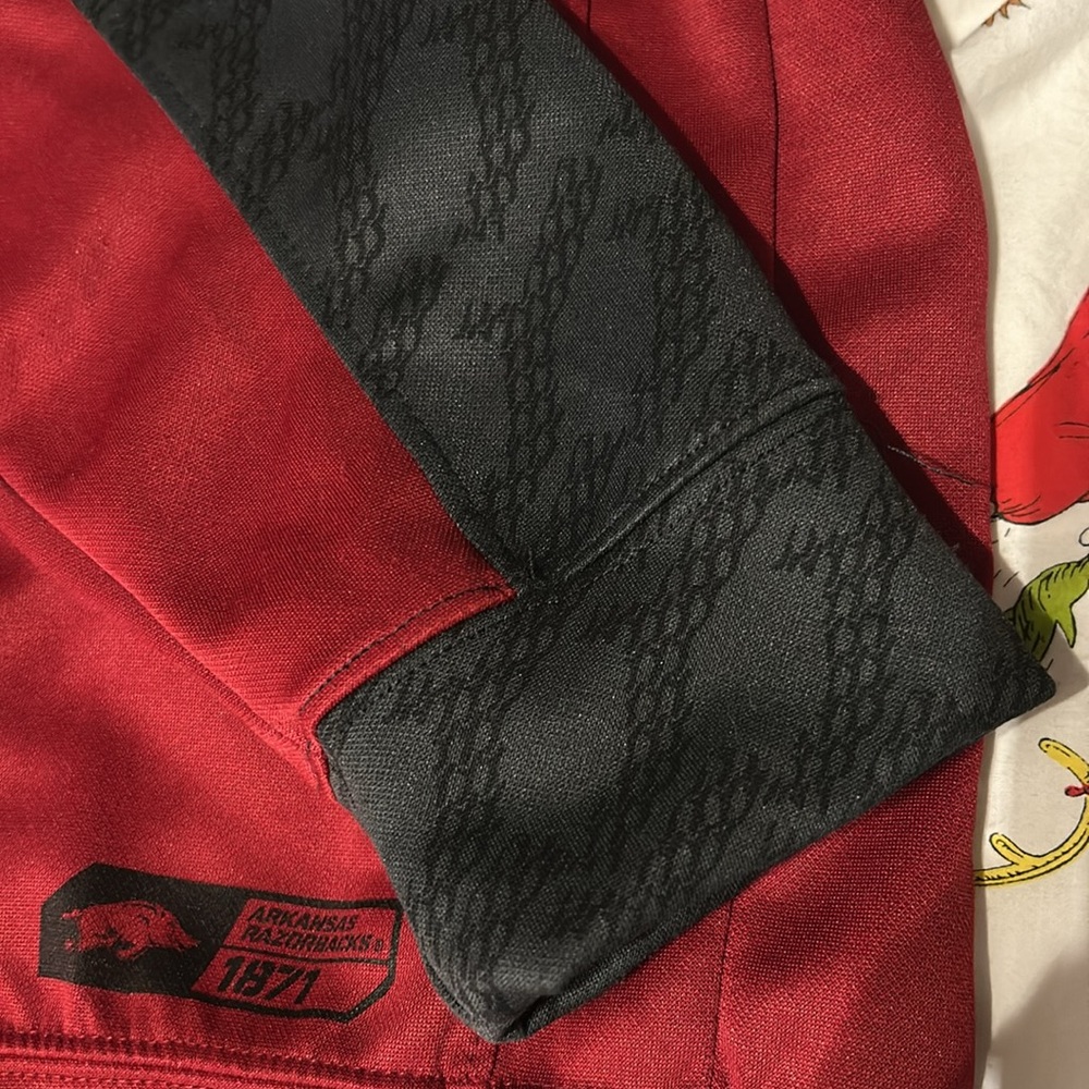 Nike Kids' drifit Razorbacks Jacket - Picture 7 of 7